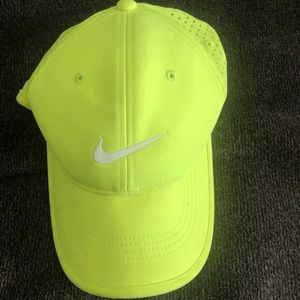 Womens adjustable Nike Golf hat